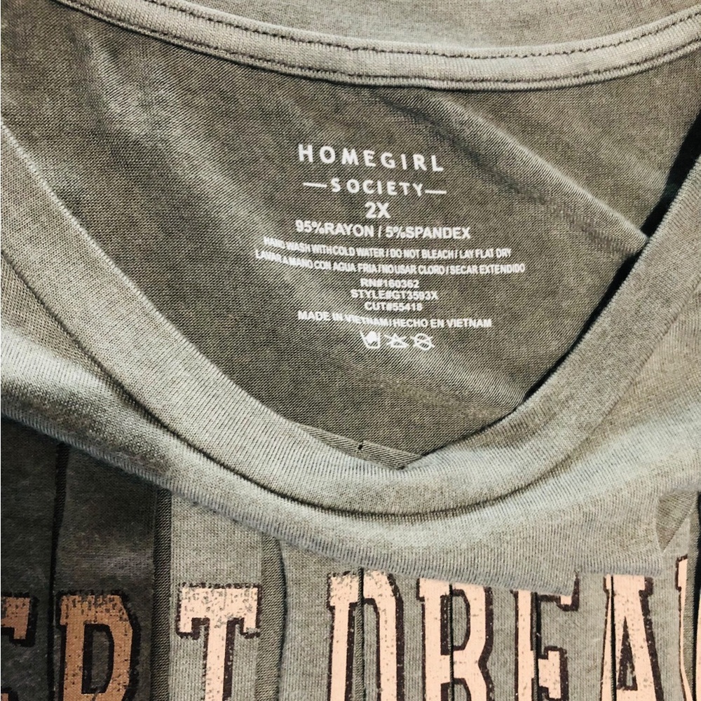 Homegirl Society Plus Size Boho Gray Distressed Desert Dreaming Top Size 2X NWT - Picture 4 of 8